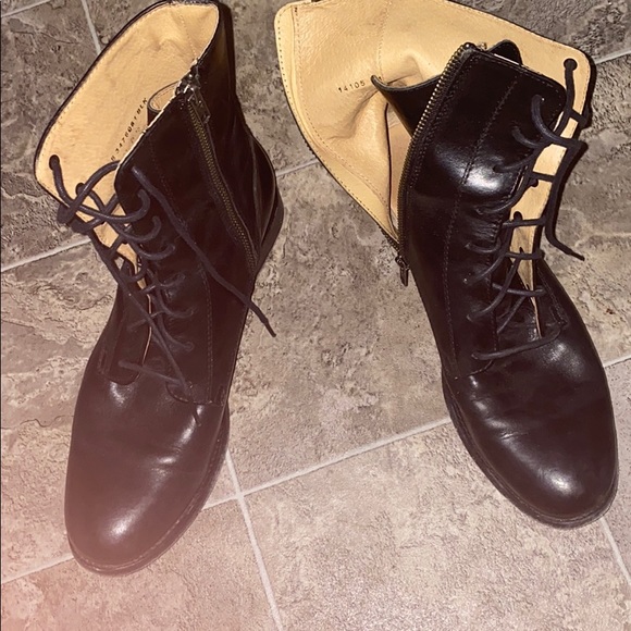 Frye Boots - Zipper - size 9b. - Picture 6 of 9